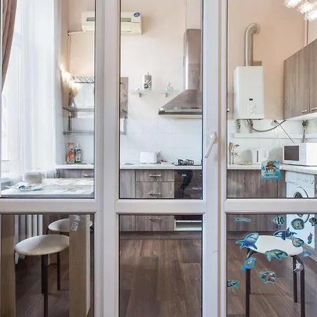 Opposite Shevchenko Park Апартаменты Одесса