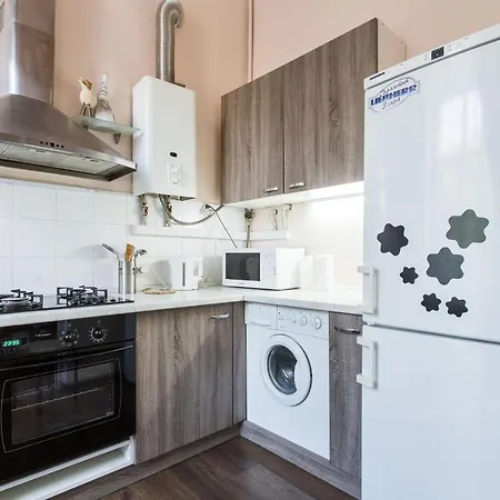 Opposite Shevchenko Park *